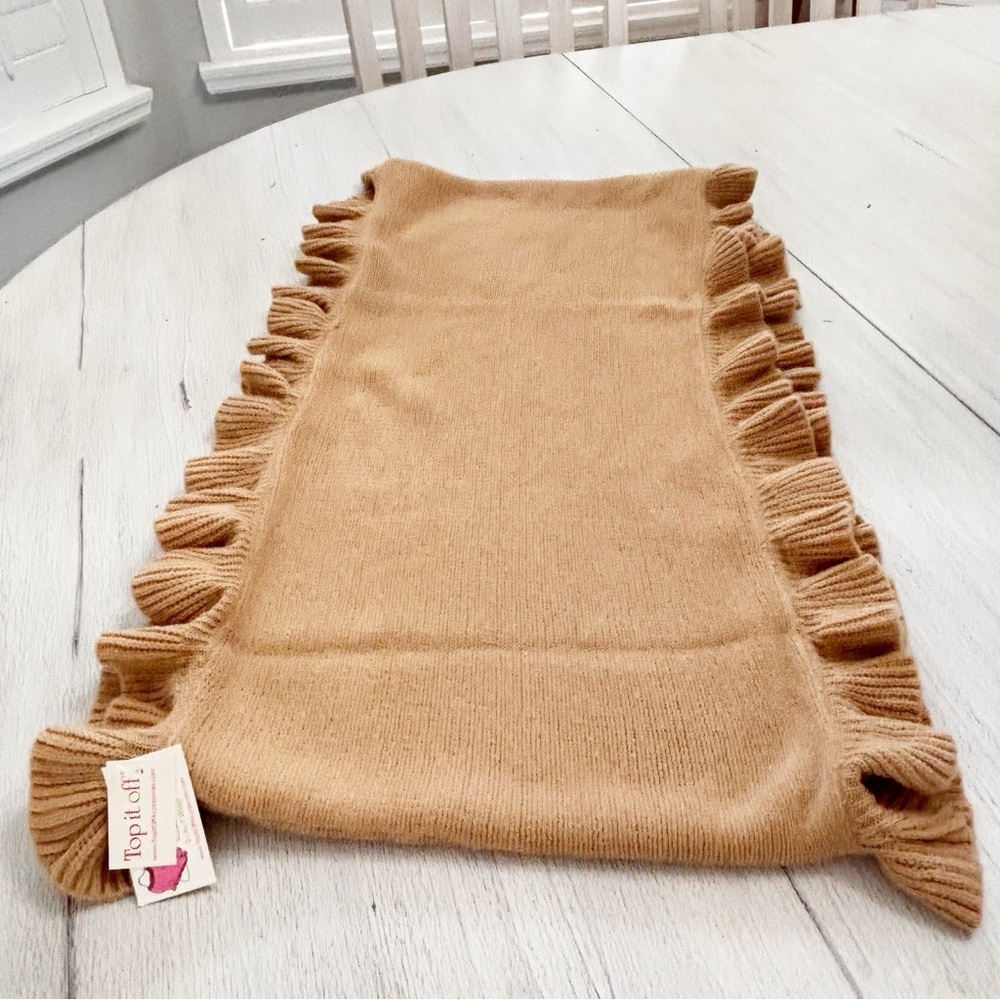 New TOP IT OFF Women’s Ruffled Edge 3-In-1 Wrap Infinity Scarf 18” X 28”